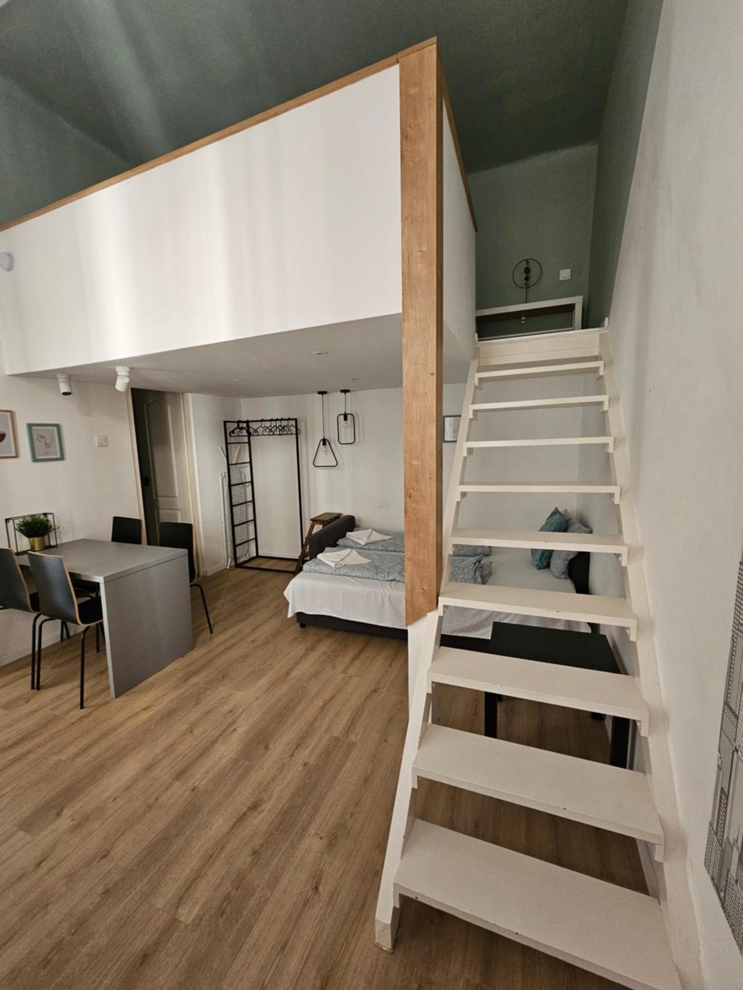 Stylish Suite Westend บูดาเปสต์ ภายนอก รูปภาพ
